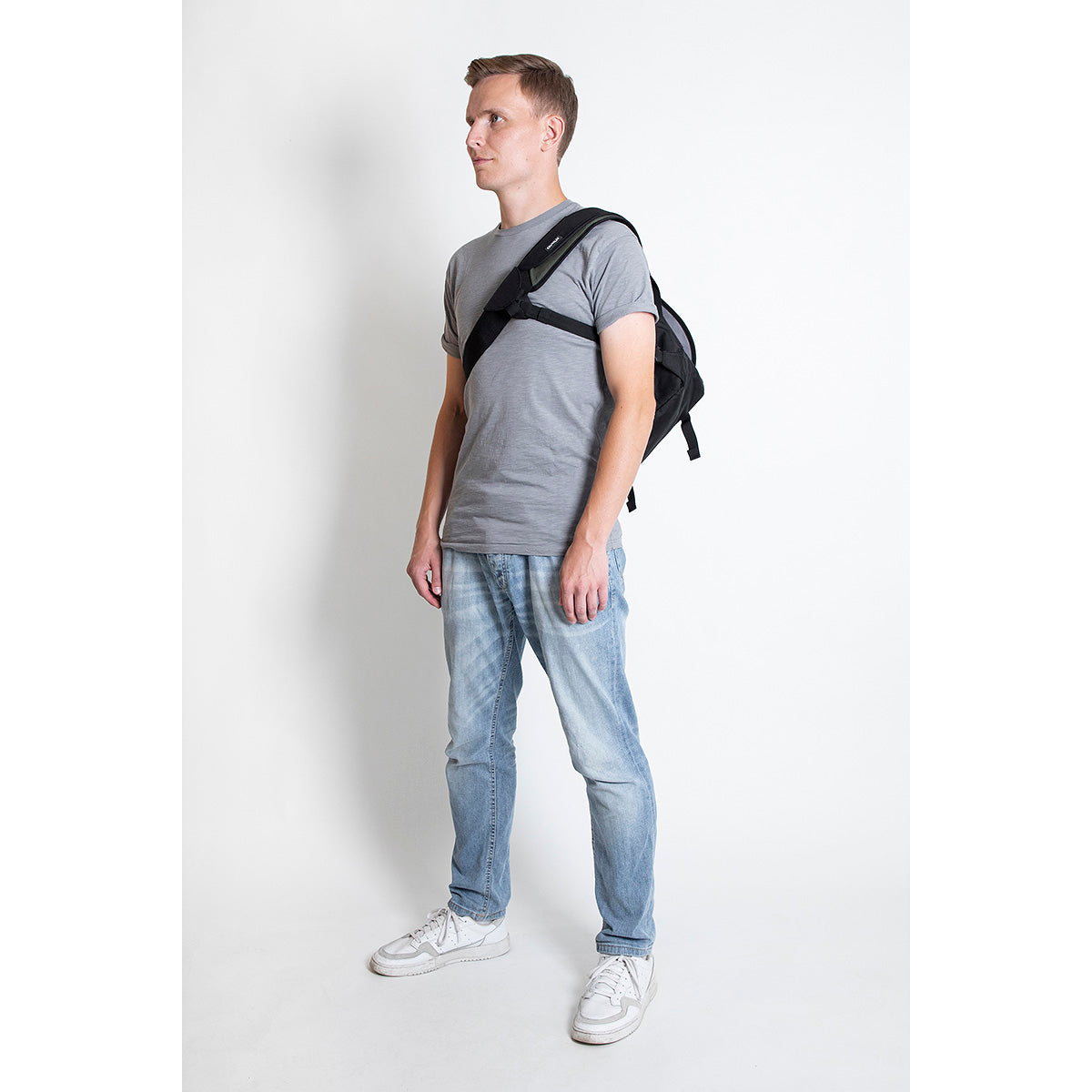 Dinky Di Messenger 16" Classic