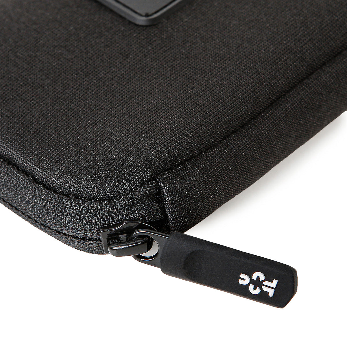 Mr Diva Pouch Geldbörse schwarz detail Reißverschluss