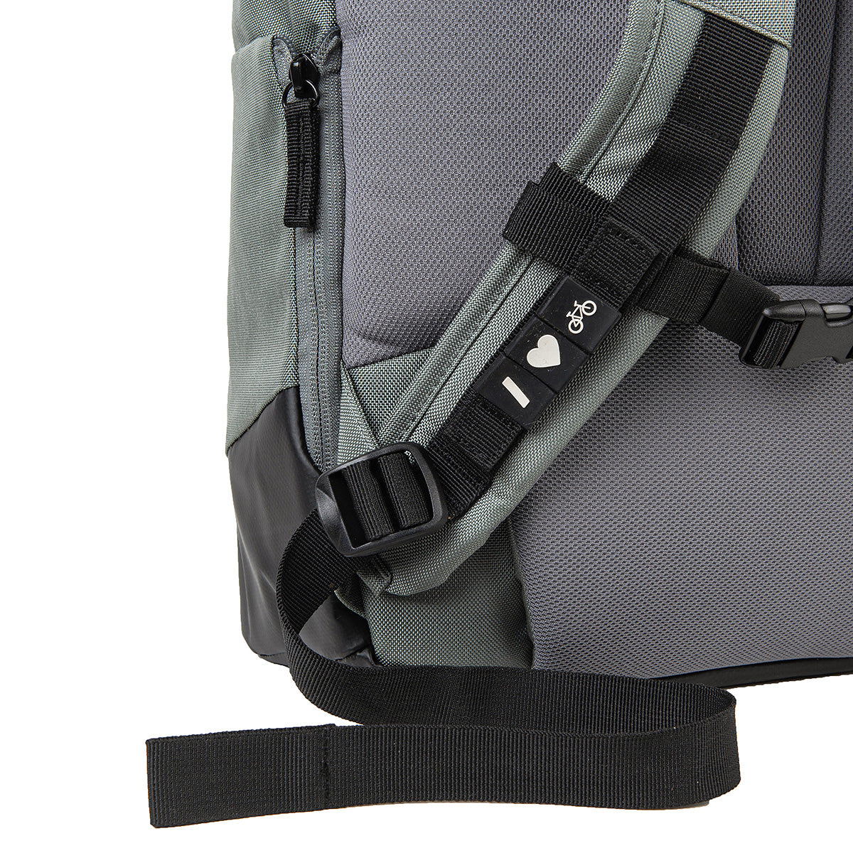 Road Mentor Rolltop Backpack L (16'')